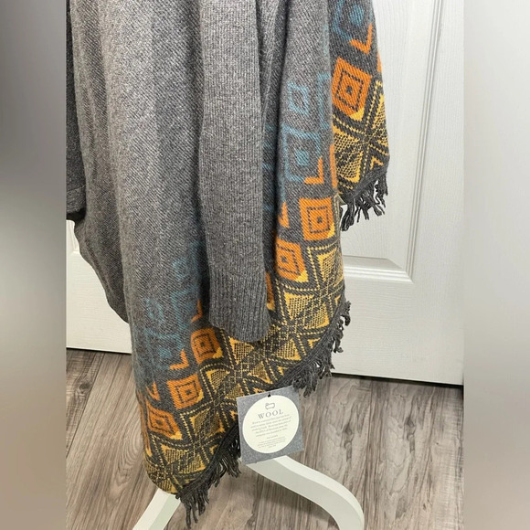 Woolrich Southwestern Cardigan Sweater Wool Blend Shawl Fringe Gray NWT Medium - Picture 14 of 15